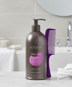 Shampoo Matizante Alter Ego Silver Litro neutralizando tonos amarillos en cabello rubio