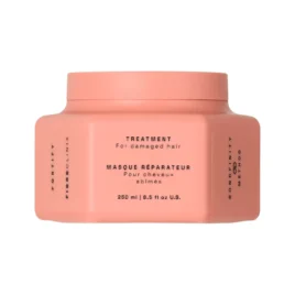 Tratamiento Fibre Clinix Fortify Reparador 250ml Schwarzkopf Professional mascarilla en frasco sobre fondo blanco
